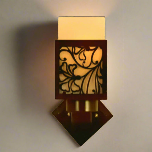 Blackwood classic wall lamp
