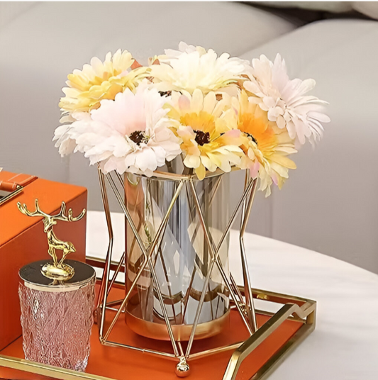 Golden Geometric Holder