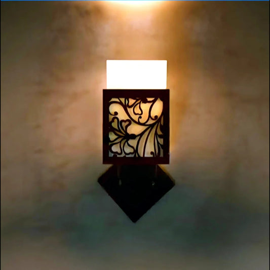 Blackwood classic wall lamp
