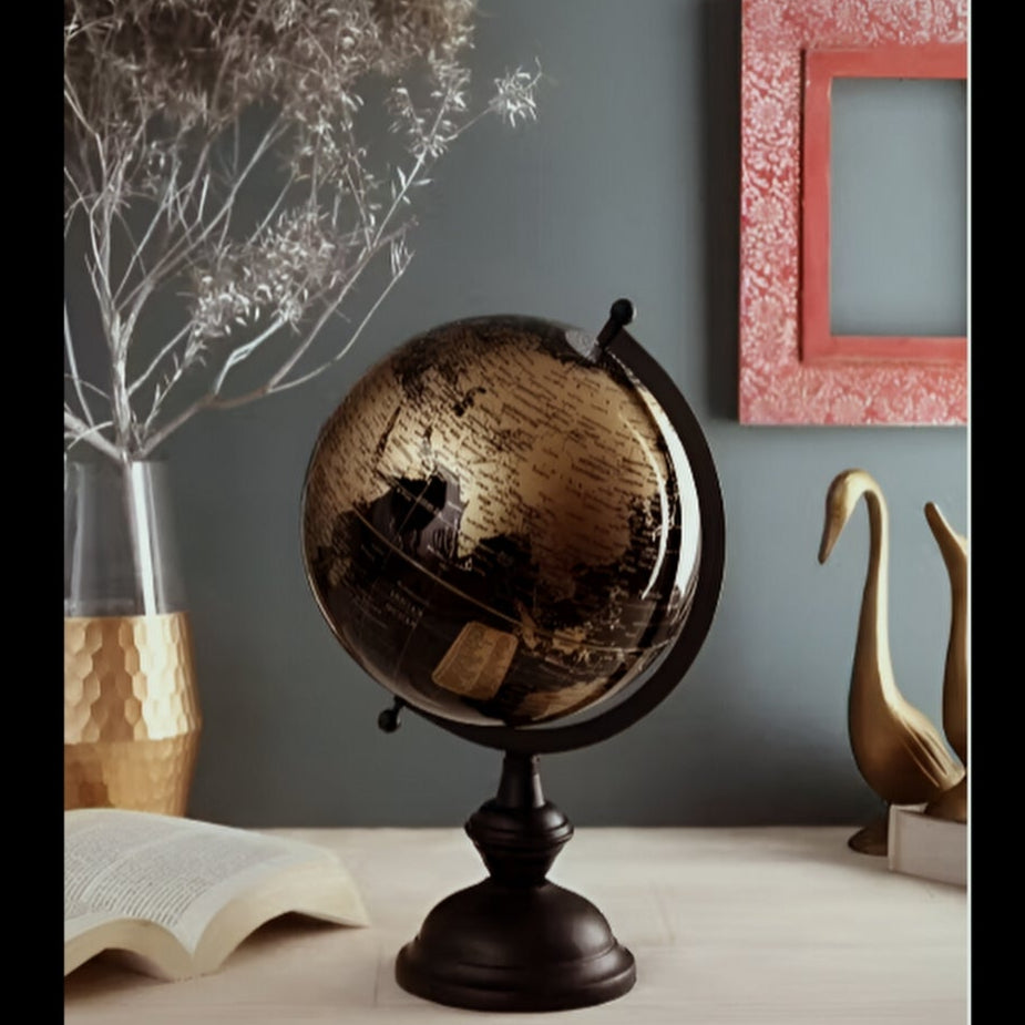 Dreamscape Globe